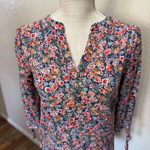 Rose & Thyme Floral V-Neck Blouse - Size XS